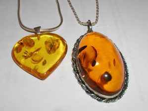 Jewellery made with gem amber