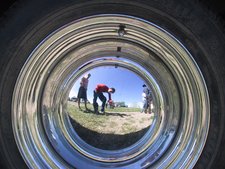 A reflective hubcap
