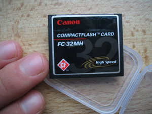 A 32 MB High Speed CompactFlash Type I card