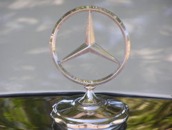 Mercedes-Benz Logo from 280 SE